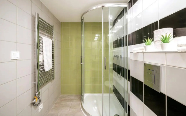 BpR Astro Studio Home