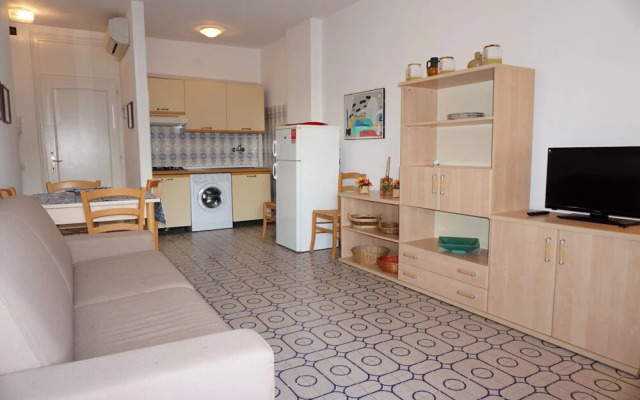 Perfect Located Residence Near the Beach With Pool