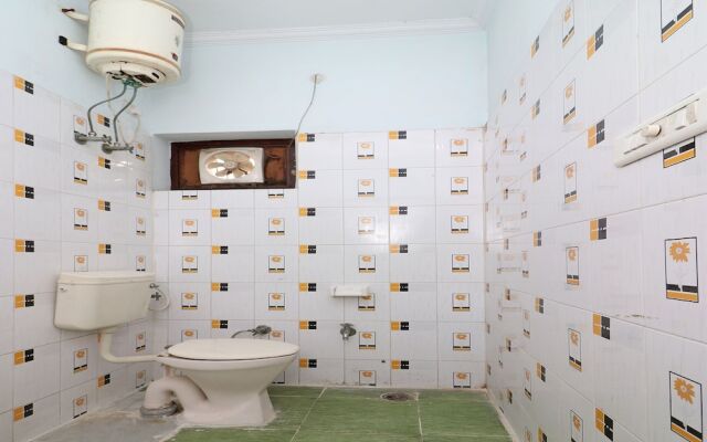 OYO 9307 Home Stay Hotel Nirmal Palace