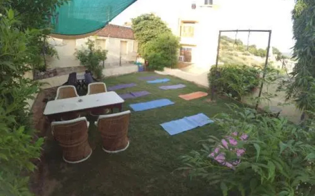 One Light Hostel