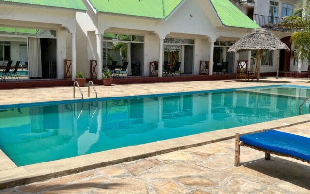 Sunrise Hotel & Resort
