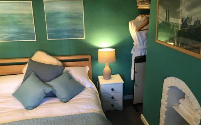 Bright Moments Holiday Home