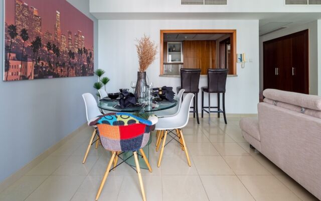 Splendid 2BR Apartment in Downtown Dubai!