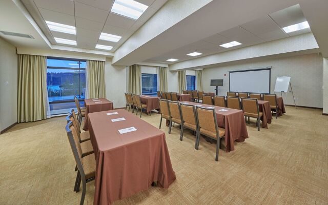 Hampton Inn & Suites Hood River