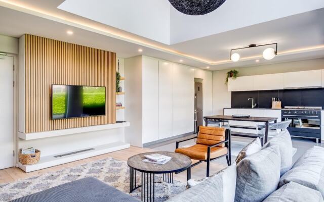 Bahati Executive Pad