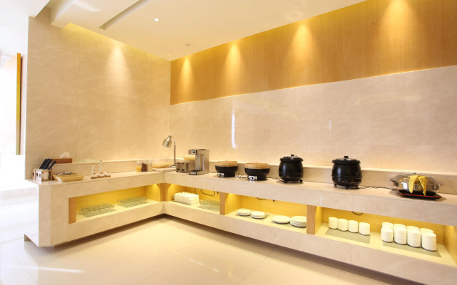 Ji Hotel (Shanghai Fengxian Nanqiao Bus Station)