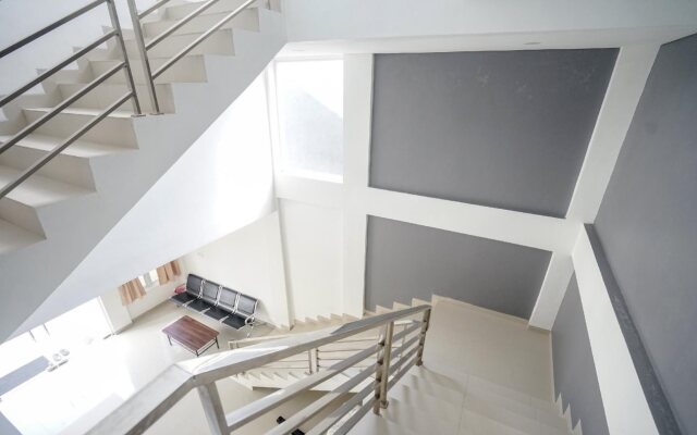 Hotel Barlian By OYO Rooms