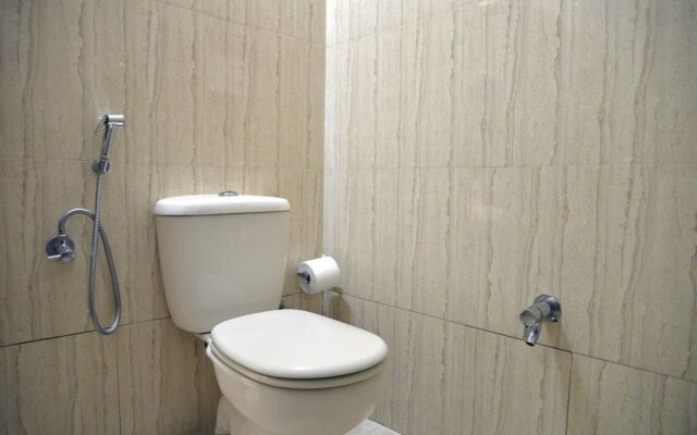 OYO 1749 Apartment Hotel Gayatri Nest