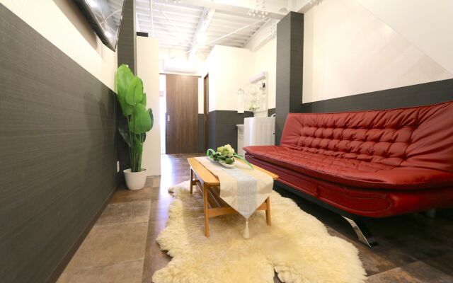 Elizabeth Garden Kuromon