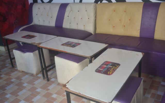 Maendeleo Parkview Hotel