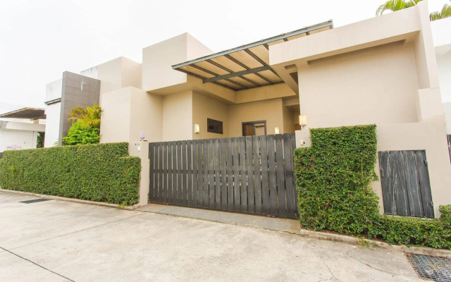 Seastone Private Pool Villas