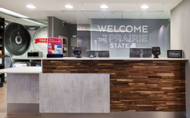 Hampton Inn & Suites Chicago/Hoffman Estates