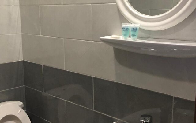 7 Days Hotel Apartment