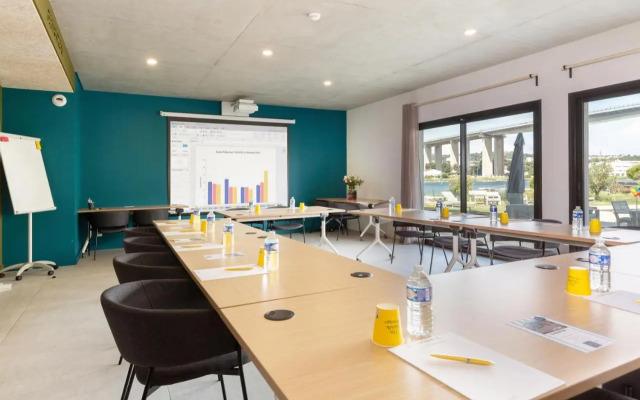 Golden Tulip Martigues Provence