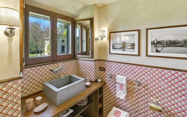 Belvilla by OYO Villa Aiola