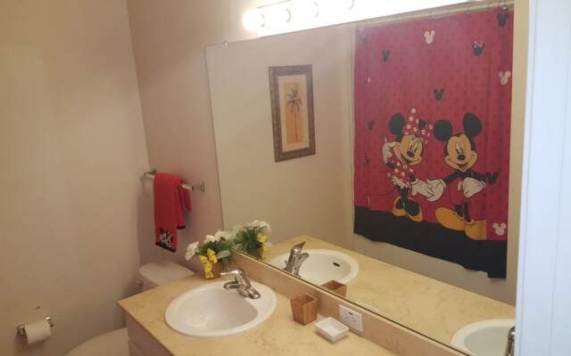 Lucaya Village 3 Bedroom