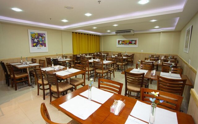 Elegance Praia Hotel