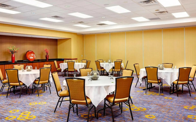 Courtyard by Marriott Phoenix North/Happy Valley