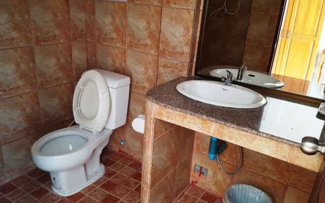 Holiday Guesthouse