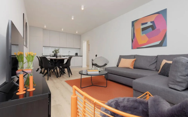 Cosy City Center Apartment by Renters