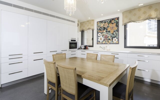 Sea N' Rent Selected Apartments
