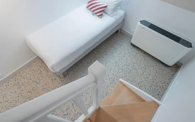 Trendy Canette Hotel