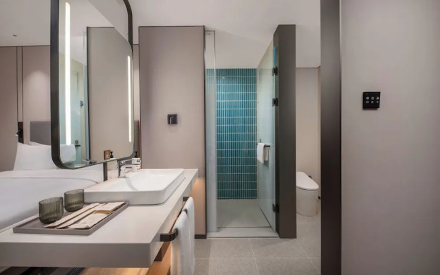 Holiday Inn Express Qingdao City Balcony by IHG