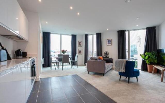 Spacious 2 Bed Apartment in Central Manchester