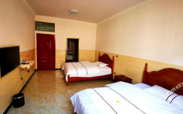 Qujing Aishang Hotel