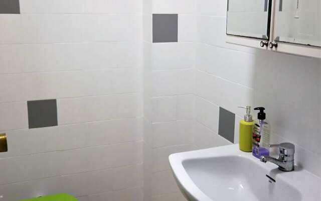 Apartamento con vista al mar en playa Malvarrosa