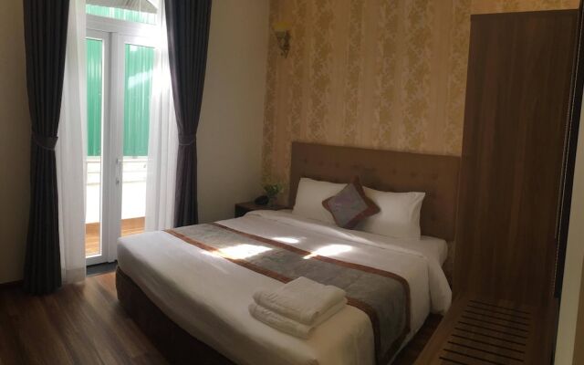 Wisteria Hotel