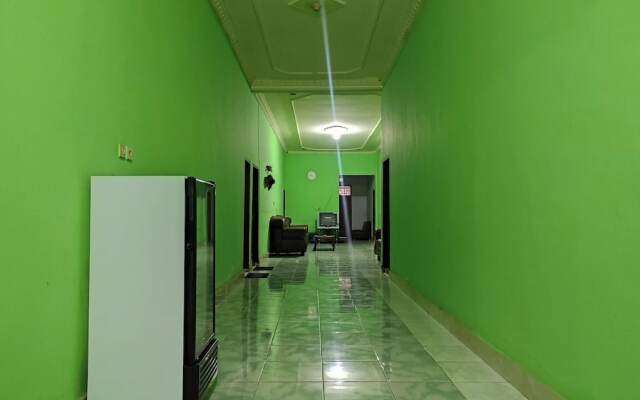 OYO 92724 Penginapan Syariah Al Syifa