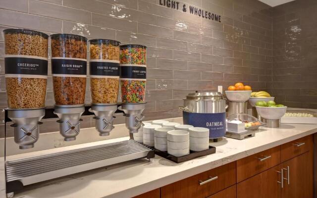 Home2 Suites by Hilton Las Vegas Convention Center