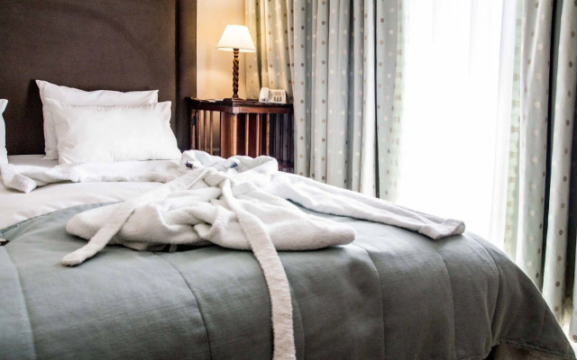 Mabely Grand Hotel