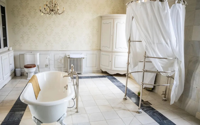 Chambre D'hôtes Château de Lussac