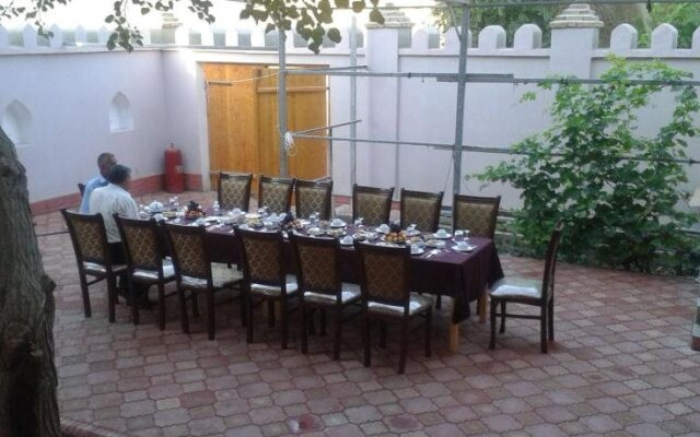 Guest House Orzu