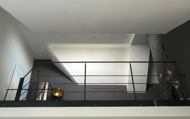 Modern Loft Duplex Penthouse Free parking
