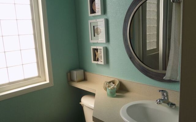 The Cabins at Shale Lake