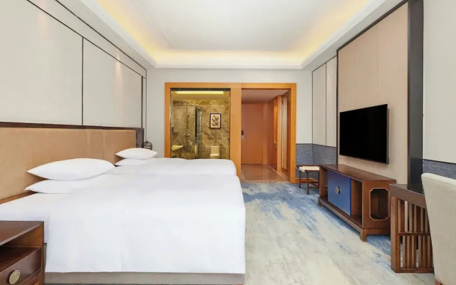 Four Points By Sheraton Anshun, Huangguoshu