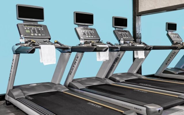 Crowne Plaza Suites Houston Southwest