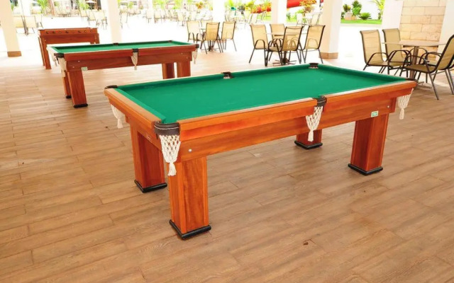 PISCINAS 24 HORAS NO LACQUA em CALDAS NOVAS