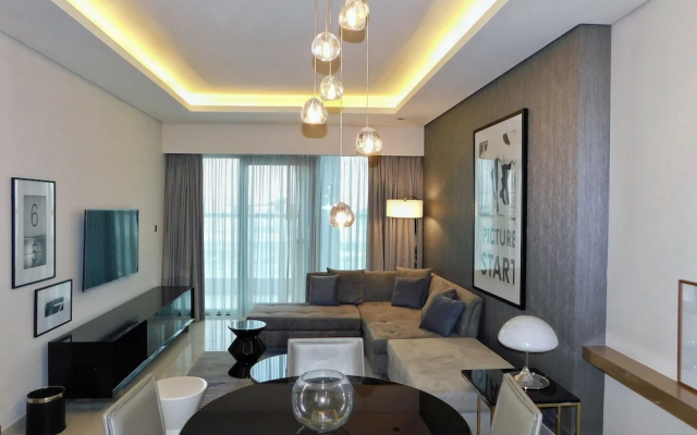 Luton Vacation Damac Paramount Tower