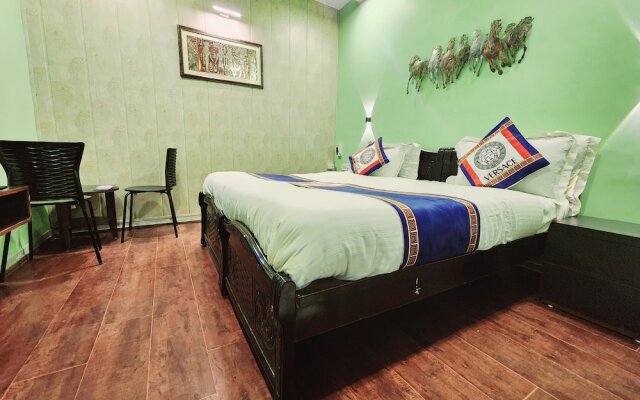 Shaleen Elegance Homestay