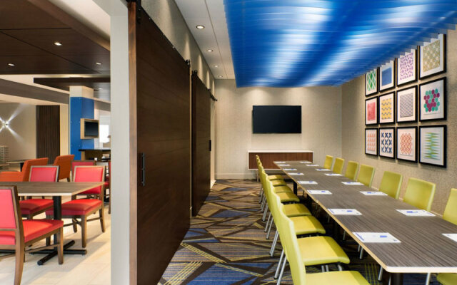 Holiday Inn Express Alliance