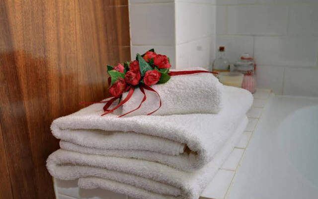 Rosevillehouse Bed & Breakfast