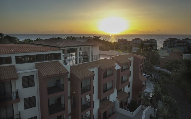The Plaza Suites