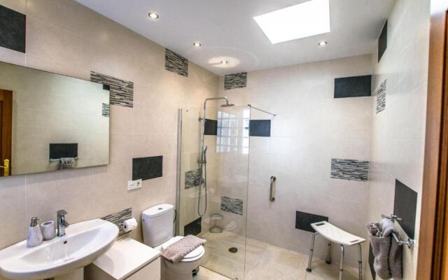 Villa Alegranza - LH190 By Villas Now Ltd