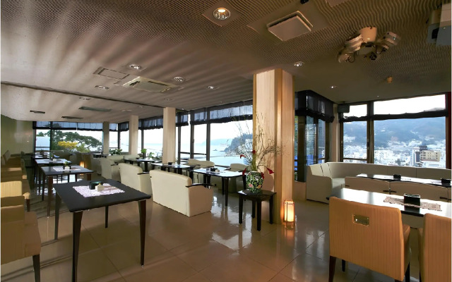 Tsukino Sumika Atami Juraku Hotel