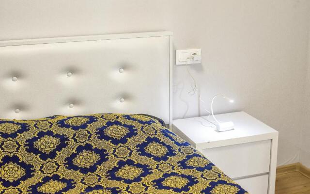 H&B apartments Izashvili