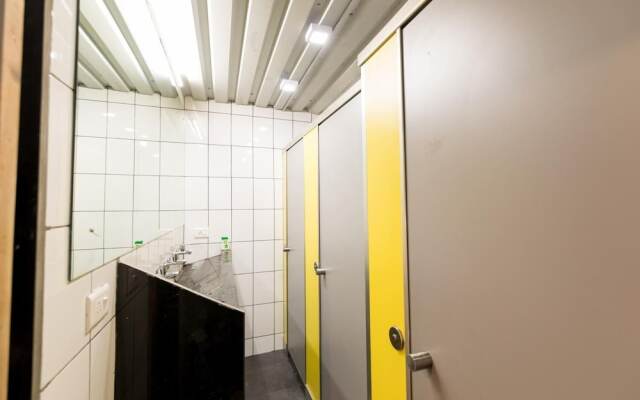 Mumbai Backpackers, Andheri MIDC